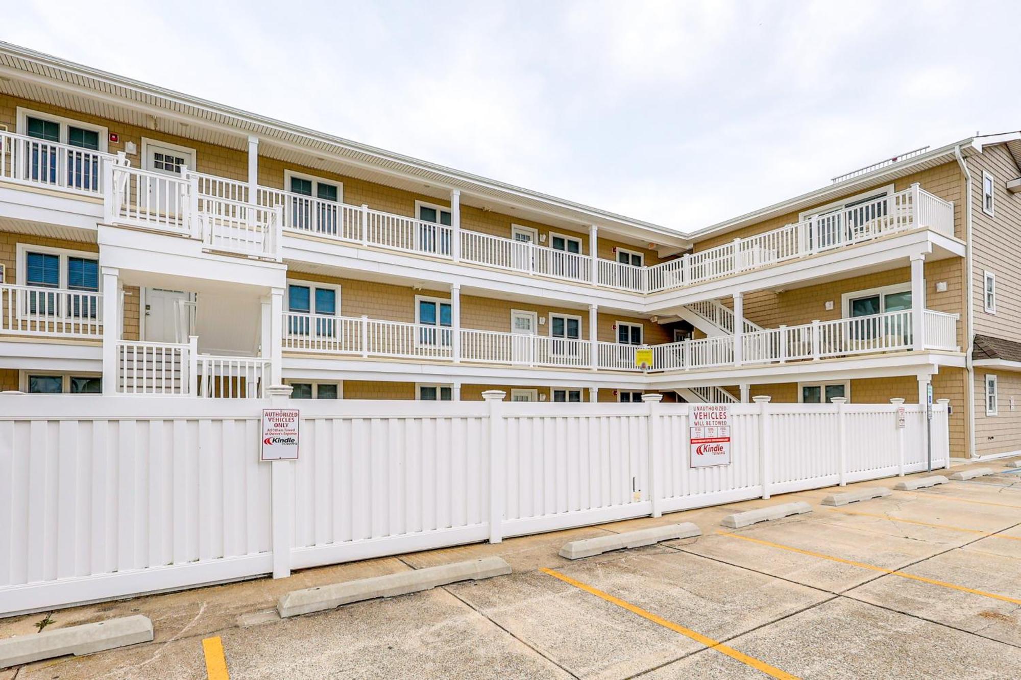 Wildwood Condo With Pool Access - Walk To Beach Exterior foto
